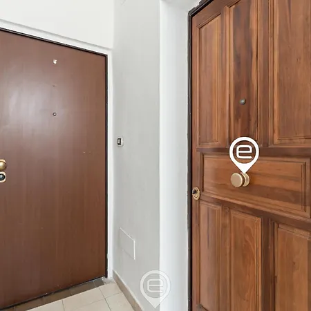 Apartment Domus Karalitana