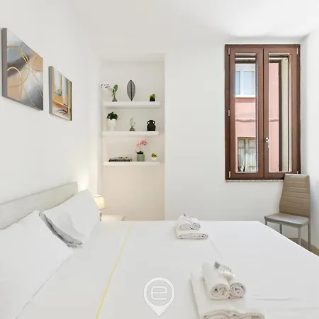 Apartment Domus Karalitana